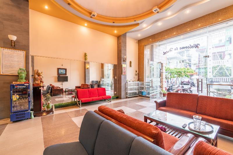 Super Oyo 266 Golden Gate Hotel Da Nang Exterior photo