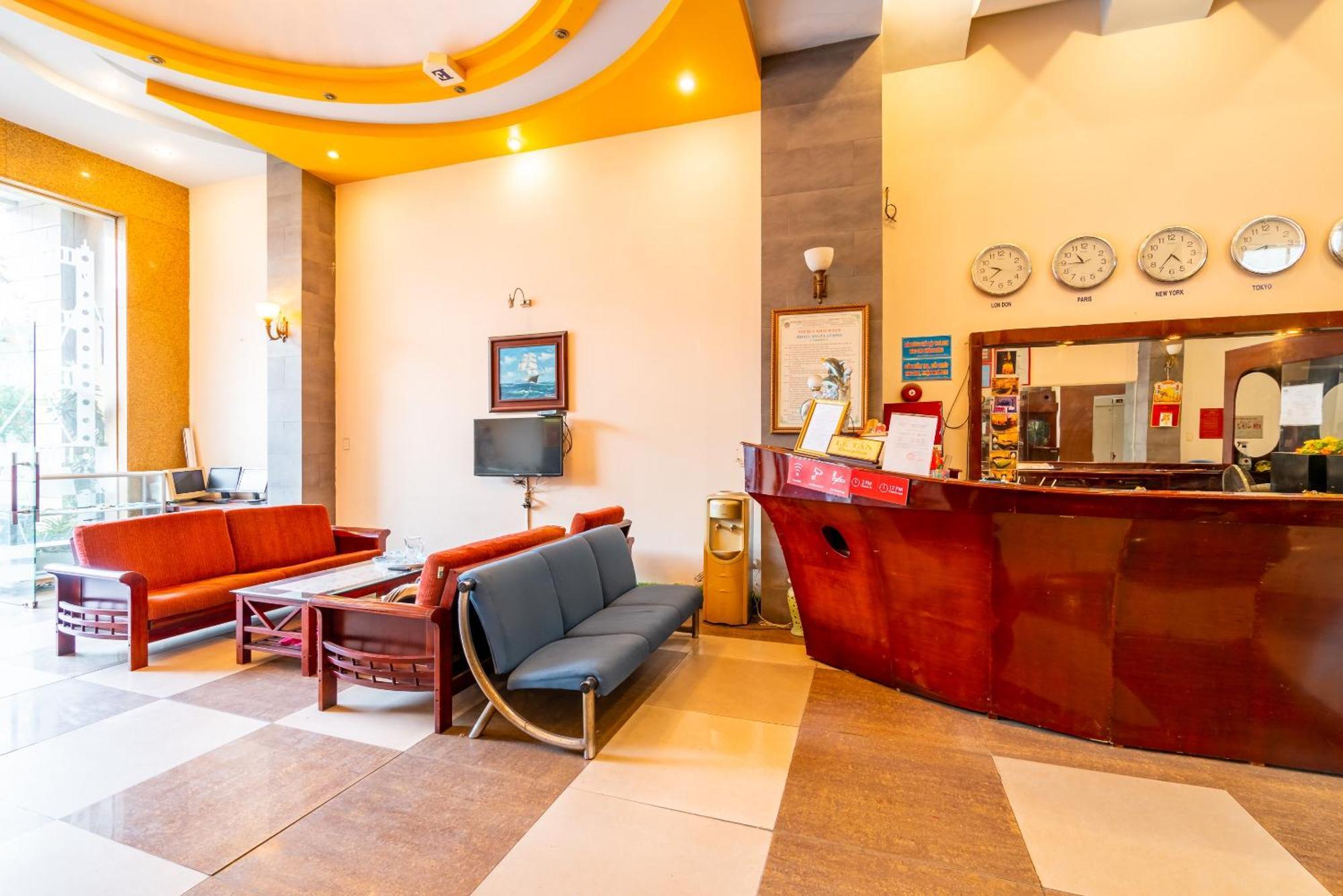 Super Oyo 266 Golden Gate Hotel Da Nang Exterior photo