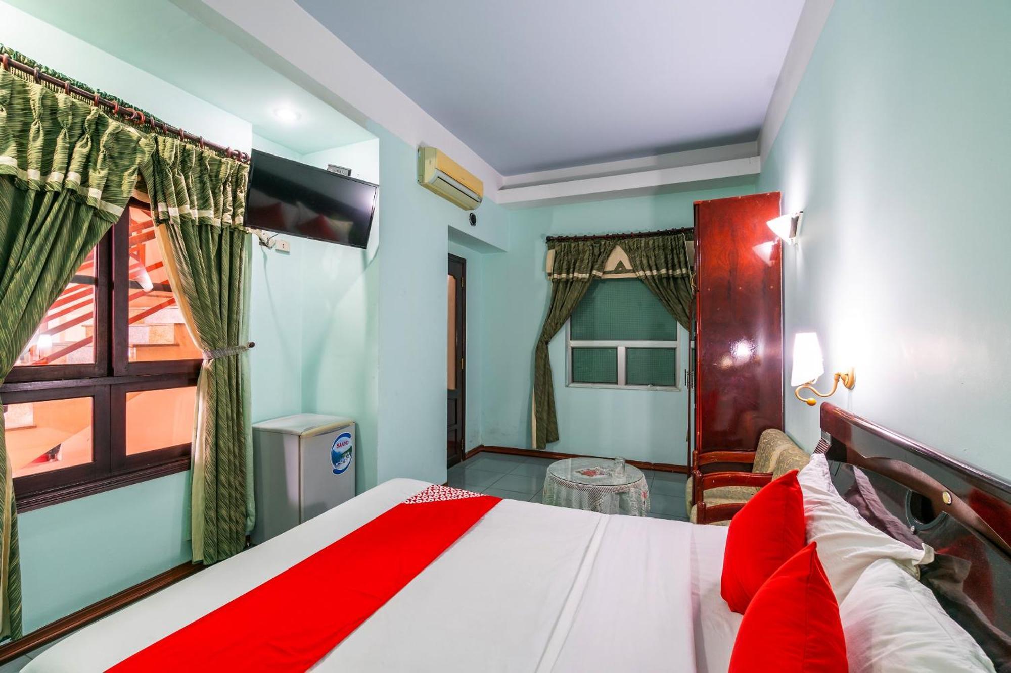 Super Oyo 266 Golden Gate Hotel Da Nang Exterior photo