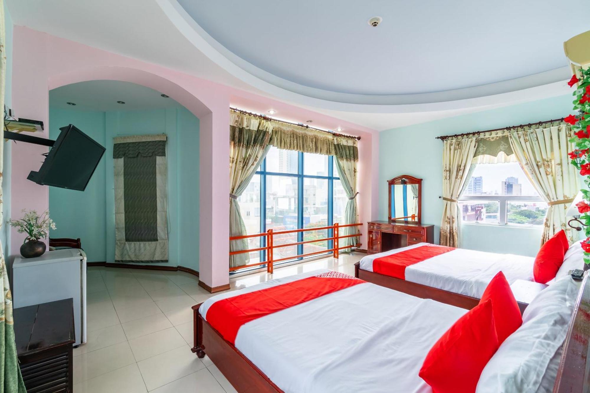 Super Oyo 266 Golden Gate Hotel Da Nang Exterior photo